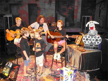 Eddie Vedder, 3MJ and Rufus Leaking